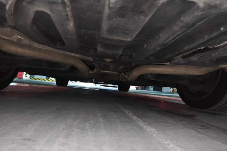 Used Mercedes-Benz E-Class 2015 E 200 L Chassis Rear