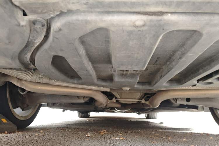 Used Mercedes-Benz E-Class 2015 E 320 L Sport 4MATIC Chassis Rear