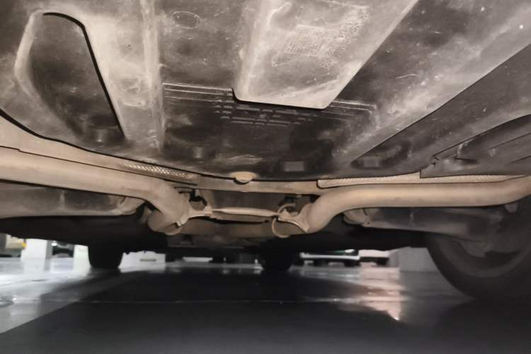 Used Mercedes-Benz E-Class 2015 Facelift E 200 L Chassis Rear