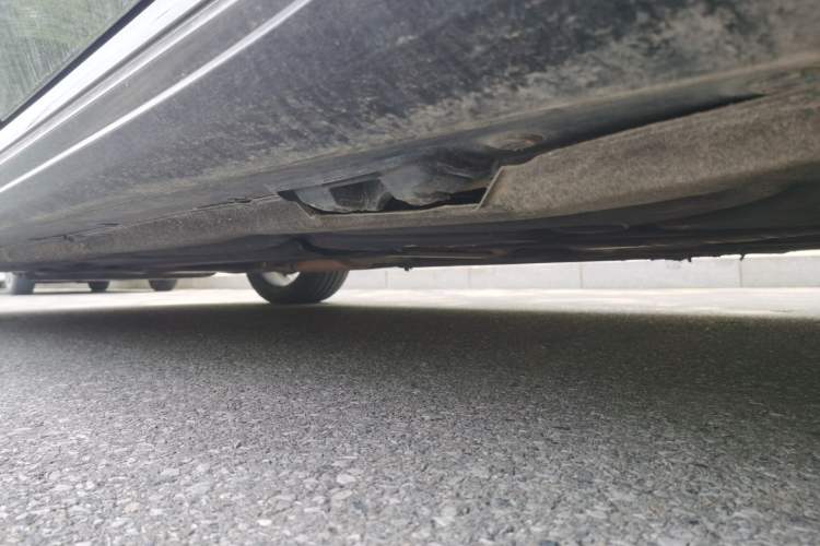 Used Mercedes-Benz E-Class 2015 E 260 L Sport Edition Chassis Rear Left