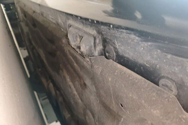 Used Mercedes-Benz E-Class 2015 Facelift E 200 L Chassis Rear Left