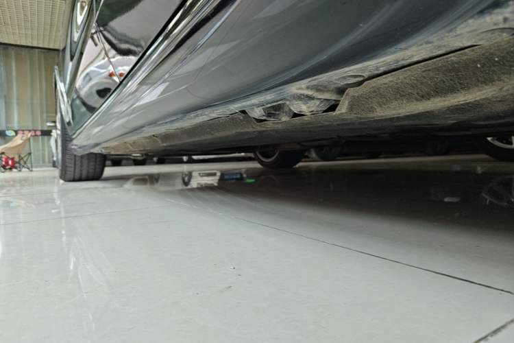 Used Mercedes-Benz E-Class 2015 Restyled E 260 L Sport Edition Chassis Rear Left
