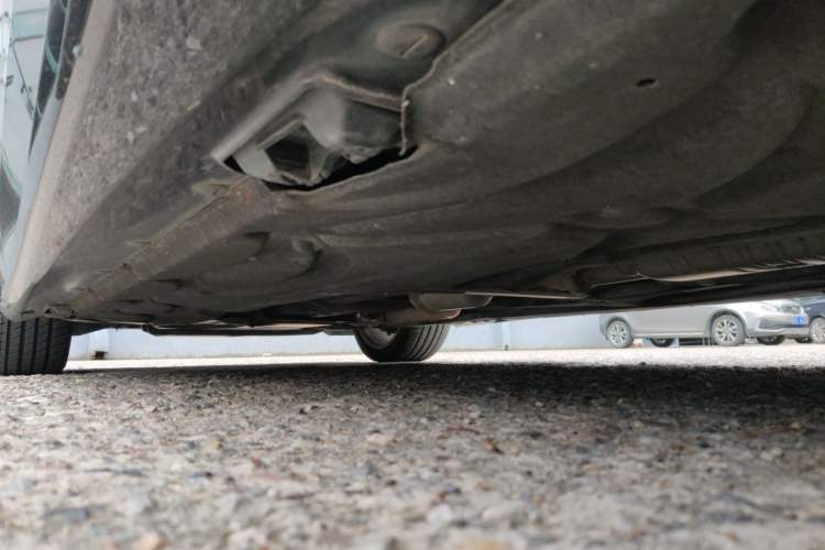Used Mercedes-Benz E-Class 2015 Restyled E 260 L Sport Edition Chassis Rear Left