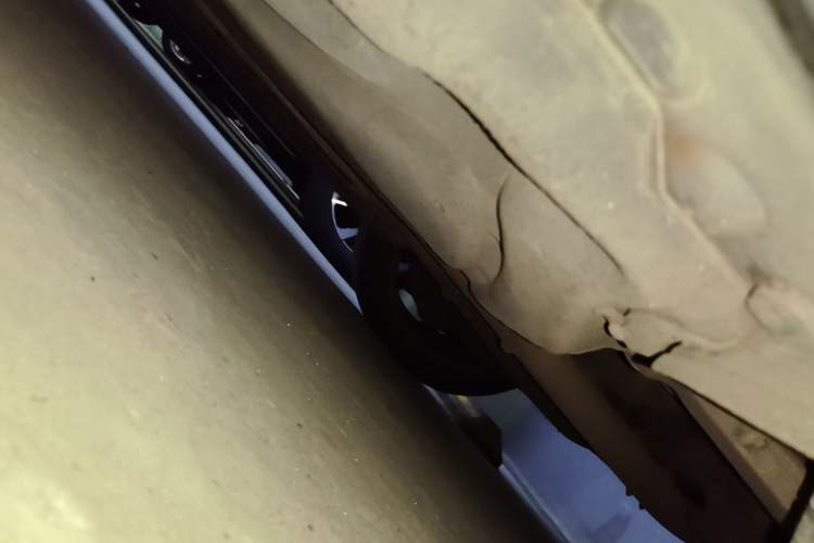 Used Mercedes-Benz E-Class 2015 E 260 L Sport & Fashion Model Chassis Rear Left