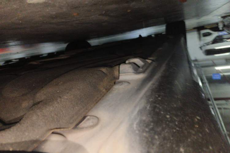 Used Mercedes-Benz E-Class 2015 E 260 L Sport & Fashion Model Chassis Rear Left