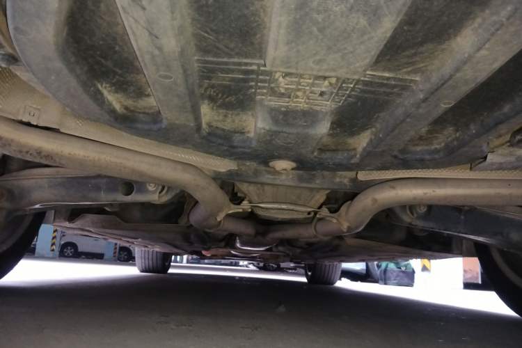 Used Mercedes-Benz E-Class 2015 E 320 L 4MATIC Chassis Rear