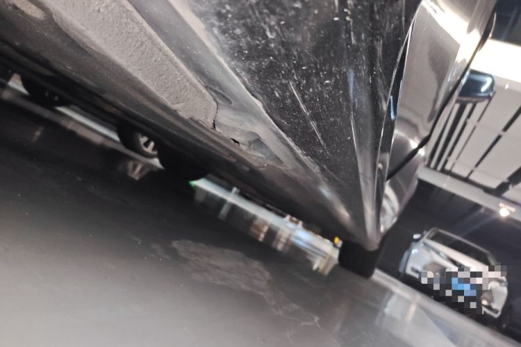 Used Mercedes-Benz E-Class 2015 Facelift E 200 L Sport Edition Chassis Rear Right