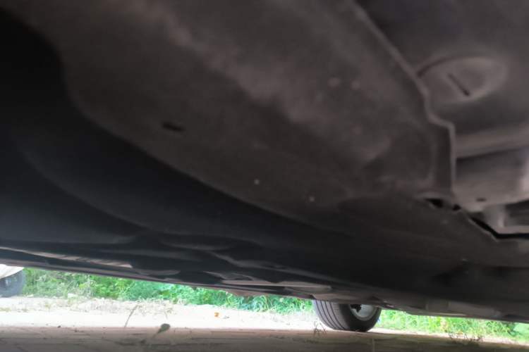 Used Mercedes-Benz E-Class 2015 E 320 L Sport 4MATIC Chassis Rear Right