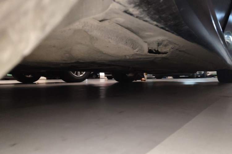 Used Mercedes-Benz E-Class 2015 E 260 L Sport Luxury Model Chassis Rear Right