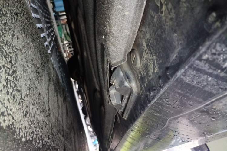 Used Mercedes-Benz E-Class 2015 Revised E 260 L Chassis Rear Right