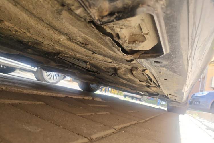 Used Mercedes-Benz E-Class 2015 E 260 L Sport & Fashion Model Chassis Rear Right