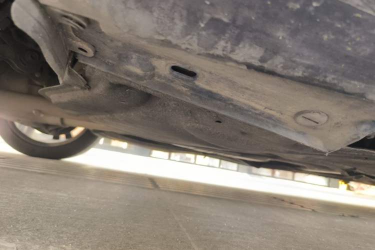 Used Mercedes-Benz E-Class 2015 E 260 L Sport Edition Chassis Rear Right