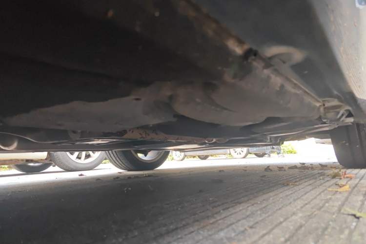 Used Mercedes-Benz E-Class 2015 E 320 L 4MATIC Chassis Rear Right