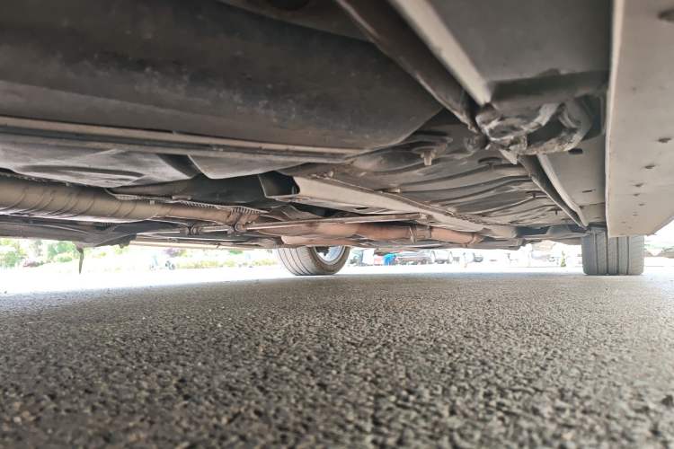 Used Mercedes-Benz E-Class 2015 E 320 L Sport 4MATIC Chassis Rear Right