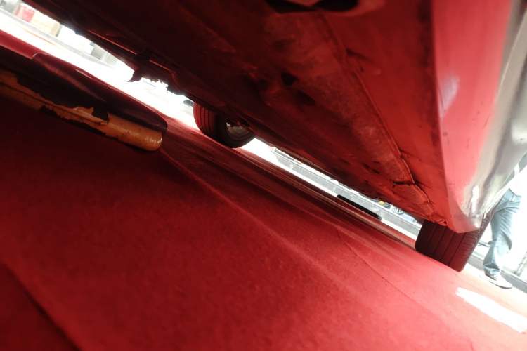 Used Mercedes-Benz E-Class 2015 E 200 L Chassis Rear Right