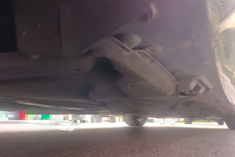 Used Mercedes-Benz E-Class 2015 E 320 L 4MATIC Chassis Rear Right