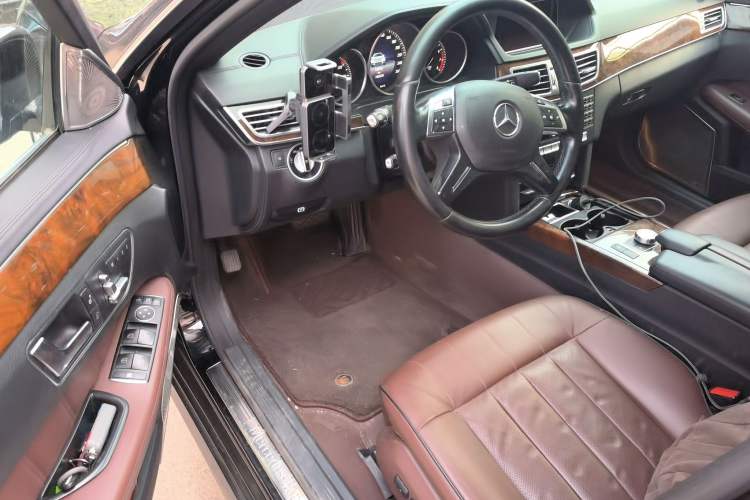 Used Mercedes-Benz E-Class 2015 E 320 L 4MATIC Driver Seat