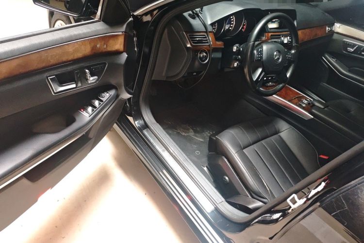 Used Mercedes-Benz E-Class 2015 Facelift E 200 L Driver Seat