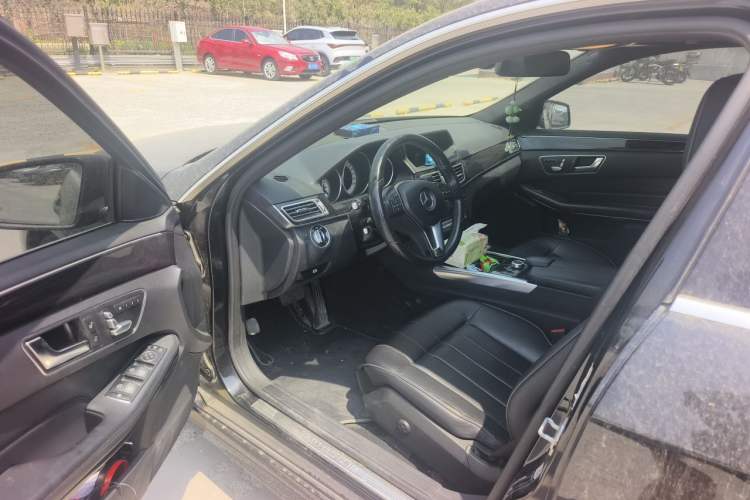 Used Mercedes-Benz E-Class 2015 E 260 L Sport & Fashion Model Driver Seat