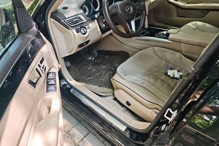 Used Mercedes-Benz E-Class 2015 E 260 L Sport & Fashion Model Driver Seat