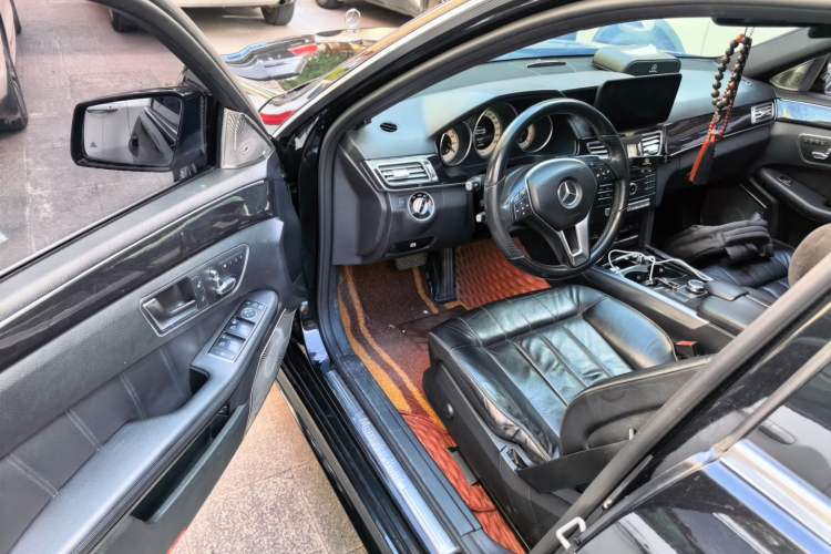 Used Mercedes-Benz E-Class 2015 Revised E 260 L Sport Luxury Edition Driver Seat