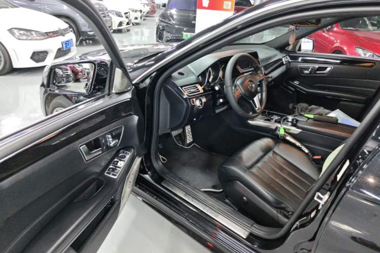 Used Mercedes-Benz E-Class 2015 E 260 L Sport & Fashion Model Driver Seat