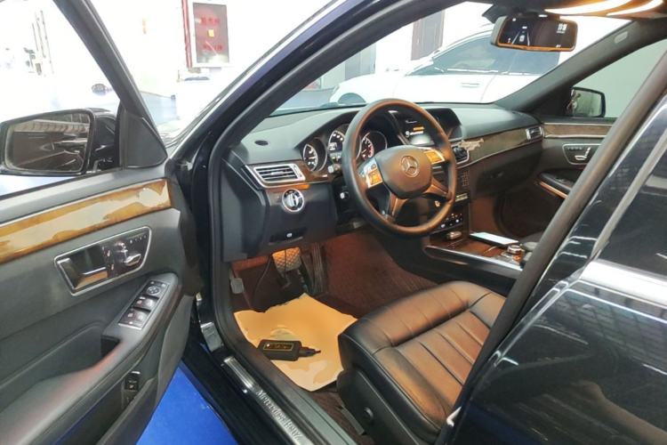 Used Mercedes-Benz E-Class 2015 Facelift E 200 L Driver Seat