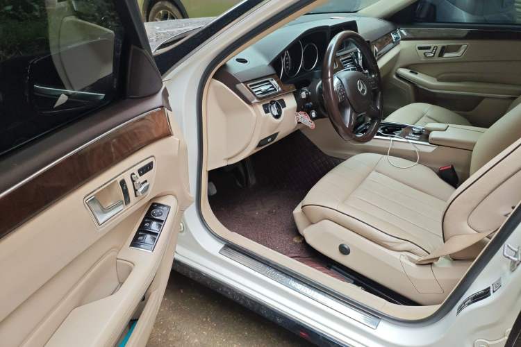 Used Mercedes-Benz E-Class 2015 Facelift E 200 L Driver Seat