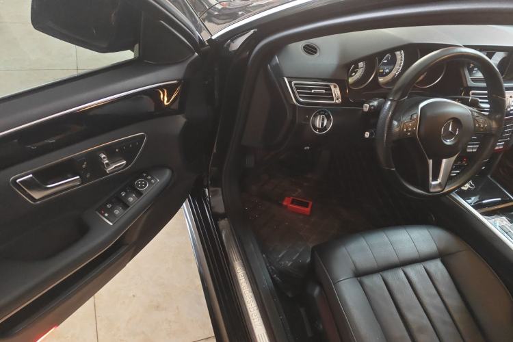Used Mercedes-Benz E-Class 2015 Restyled E 260 L Sport Edition Driver Seat