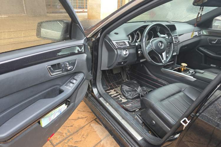 Used Mercedes-Benz E-Class 2015 E 260 L Sport & Fashion Model Driver Seat