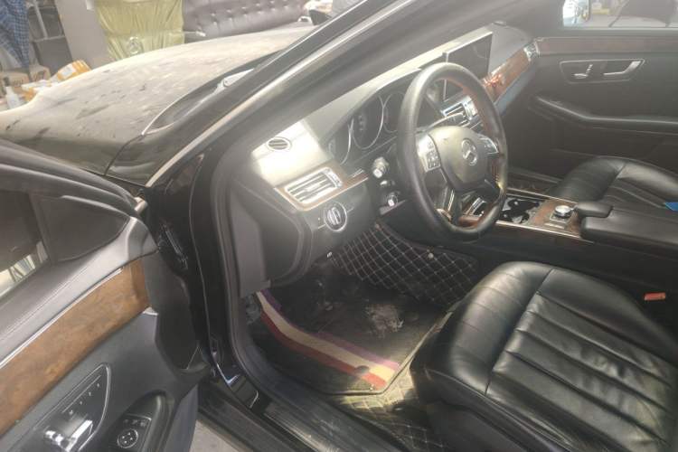 Used Mercedes-Benz E-Class 2015 E 320 L 4MATIC Driver Seat