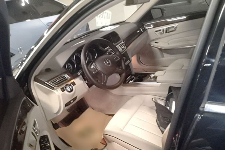 Used Mercedes-Benz E-Class 2015 E 200 L Driver Seat