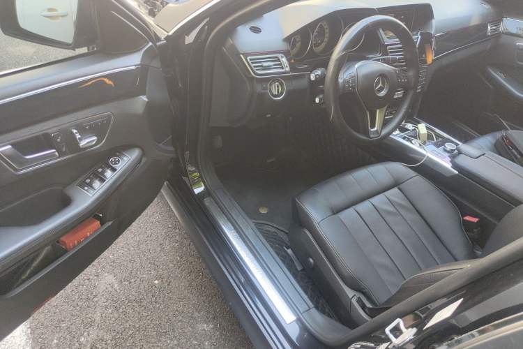 Used Mercedes-Benz E-Class 2015 E 200 L Sport Edition Driver Seat
