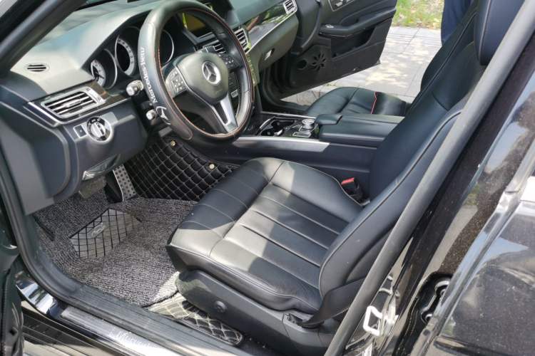 Used Mercedes-Benz E-Class 2015 Restyled E 260 L Sport Edition Driver Seat