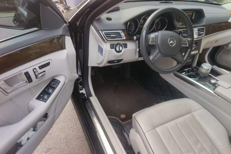 Used Mercedes-Benz E-Class 2015 E 320 L 4MATIC Driver Seat