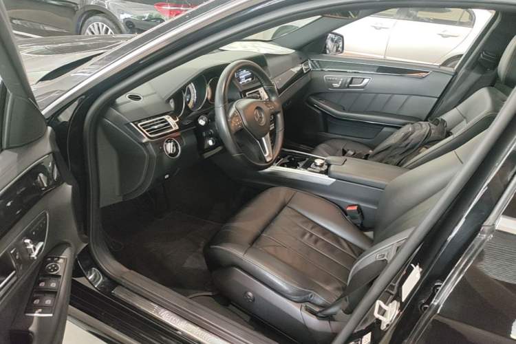 Used Mercedes-Benz E-Class 2015 E 320 L Sport 4MATIC Driver Seat