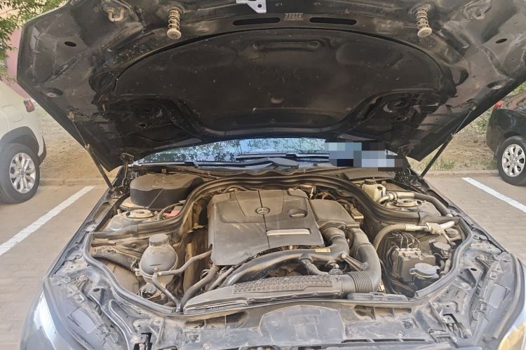 Used Mercedes-Benz E-Class 2015 Revised E 260 L Engine Bay