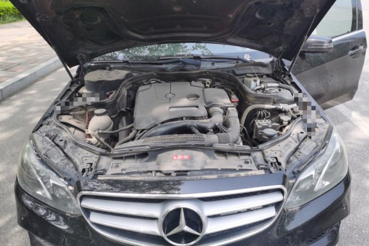Used Mercedes-Benz E-Class 2015 E 260 L Sport Edition Engine Bay
