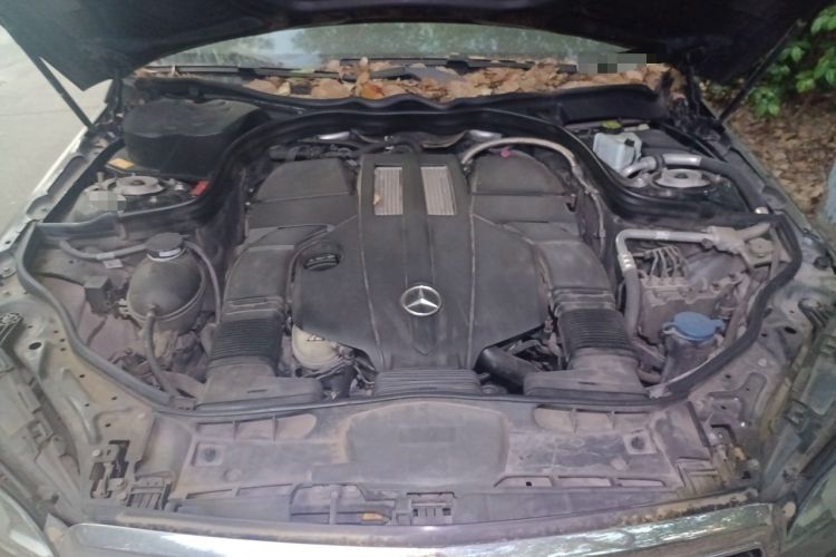 Used Mercedes-Benz E-Class 2015 E 320 L 4MATIC Engine Bay