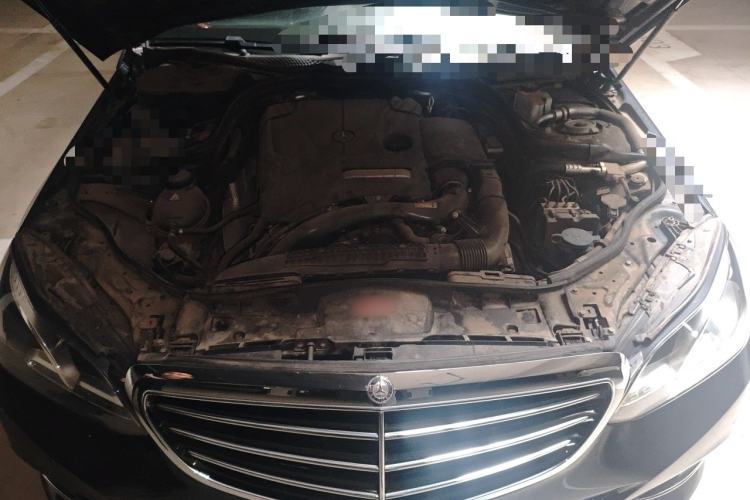 Used Mercedes-Benz E-Class 2015 Facelift E 200 L Engine Bay