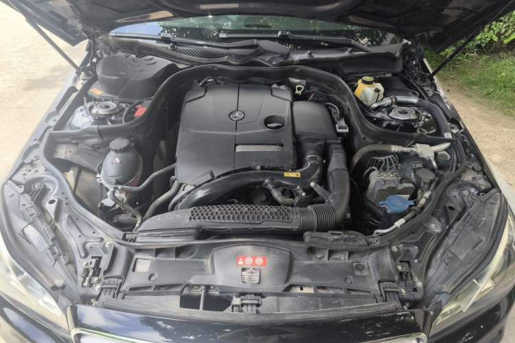 Used Mercedes-Benz E-Class 2015 Restyled E 260 L Sport Edition Engine Bay