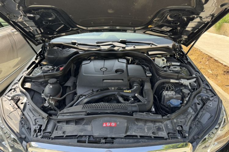 Used Mercedes-Benz E-Class 2015 E 260 L Luxury Model Engine Bay