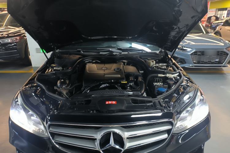 Used Mercedes-Benz E-Class 2015 Restyled E 260 L Sport Edition Engine Bay