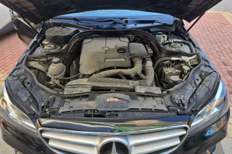 Used Mercedes-Benz E-Class 2015 E 260 L Sport Edition Engine Bay