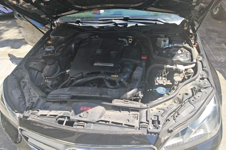 Used Mercedes-Benz E-Class 2015 E 200 L Sport Edition Engine Bay