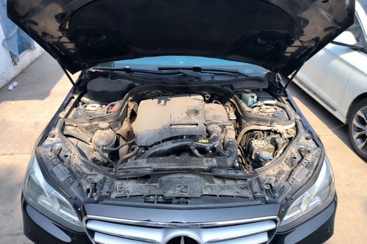 Used Mercedes-Benz E-Class 2015 Restyled E 260 L Sport Edition Engine Bay