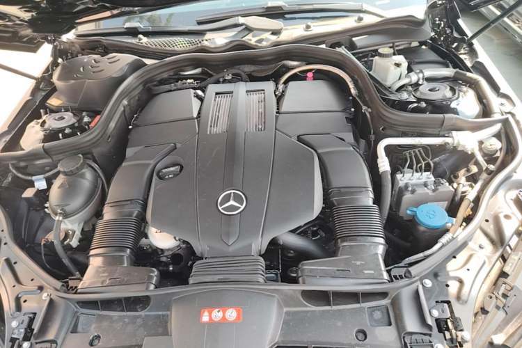 Used Mercedes-Benz E-Class 2015 E 320 L Sport 4MATIC Engine Bay