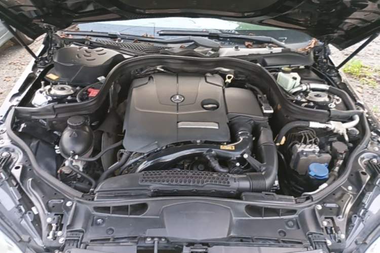 Used Mercedes-Benz E-Class 2015 Restyled E 260 L Sport Edition Engine Bay