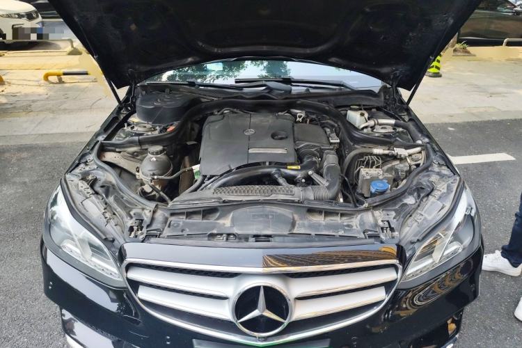 Used Mercedes-Benz E-Class 2015 Restyled E 260 L Sport Edition Engine Bay