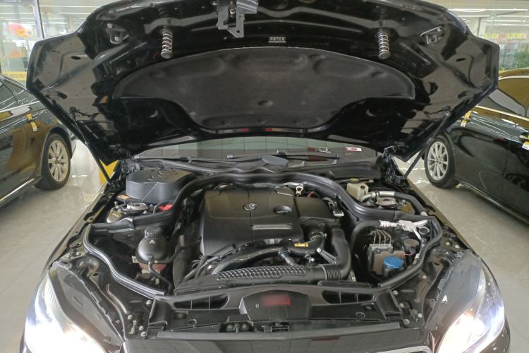 Used Mercedes-Benz E-Class 2015 Restyled E 260 L Sport Edition Engine Bay